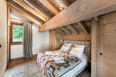 Neues Chalet 100 Meter von den Skiliften...