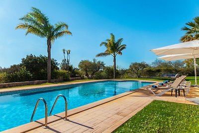 Villa a Pera vicino alla spiaggia del mare