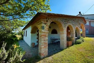 Bauernhaus in Castel del Piano mit Pool