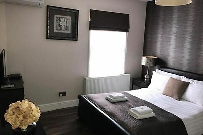 Homely Apartment in London near Hyde Park, Lo...