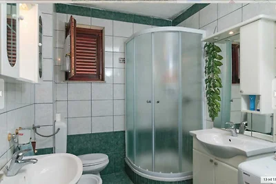 Apartments Tomić (ST) - Three Bedroom Apartme...