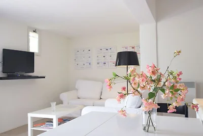 Wunderschöne Wohnung mit Balkon