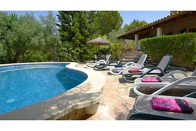 Herrenhaus mit privatem Pool