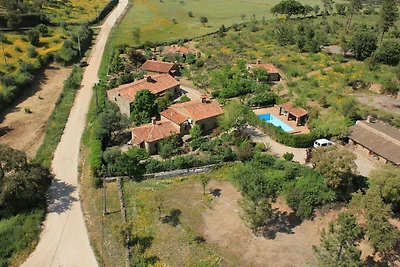 Moderna casa vacanze con piscina