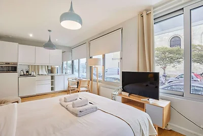 Moderne studio Invalides Tour Eiffel