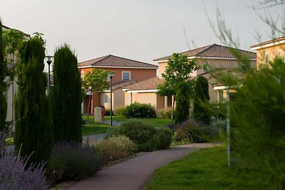 Home in Mediterranean Style in Languedoc