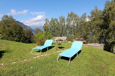 Schönes Haus in Fonzaso mit Blick auf Feltre ...
