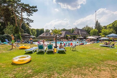 Leuk chalet met buitensauna en spa