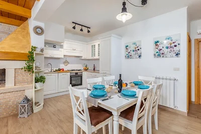 Stilvolle Villa mit Pool und Garten