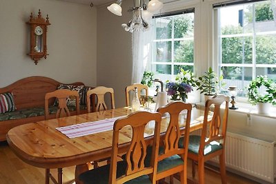 4 Sterne Ferienhaus in SOLLENTUNA