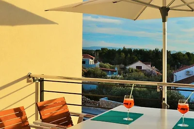 Ferienwohnung in Milna mit Schwimmbecken