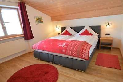 Appartamento per vacanze a Krün con piscina
