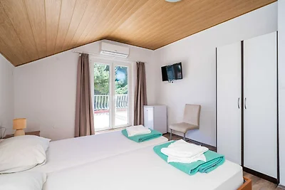 Guest House Daniela - Deluxe Double Room with...