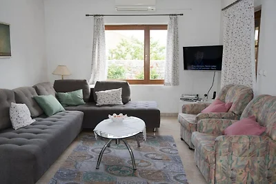 Spacious and Tranquil Apartments with Shared ...