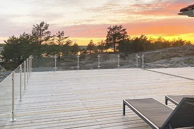 5 esrellas case en VÄSTERVIK-By Traum