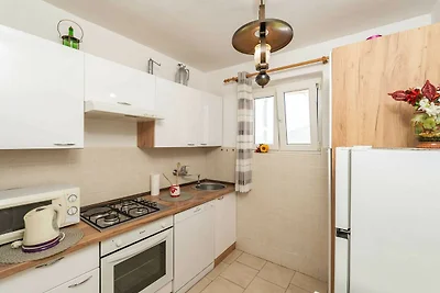 Villa Desin - Three Bedroom Apartment with Te...