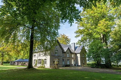 Herrenhaus in Beauplateau in der Nähe von...