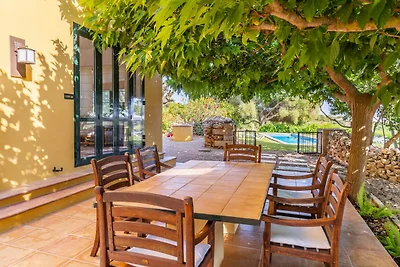 Casa di campagna con piscina a Manacor