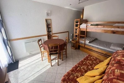 Studio für 4 Personen