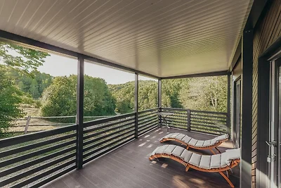 Luxuriöses Waldrefugium mit Poolzugang