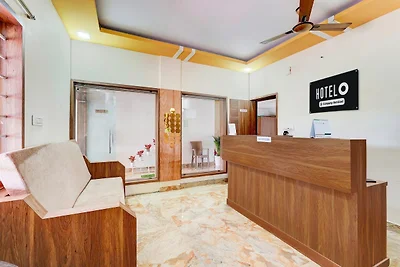 Super Hotel O  Radha Residency