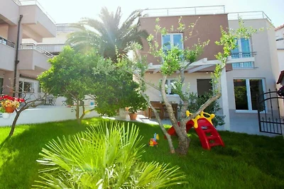 Zara Komfortable Ferienresidenz