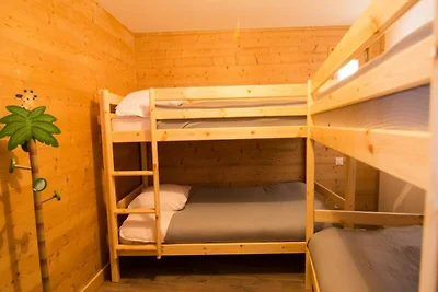 Chalet in La Ruaz in der Nähe von Skipisten