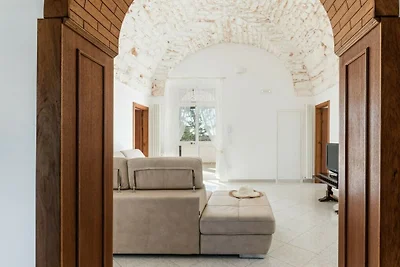 Villa in Ostuni mit Terrasse und Parken