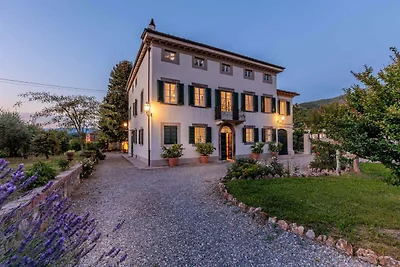 Villa bij Lucca met tuinuitzicht