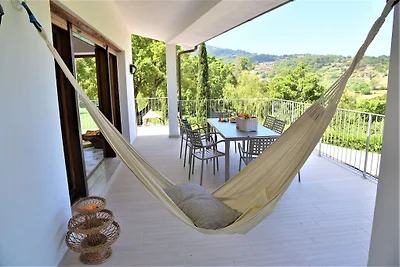 Scenografica casa vacanze con piscina