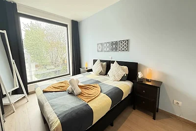 Elegantes Antwerpener Hotel, nur wenige Schri...