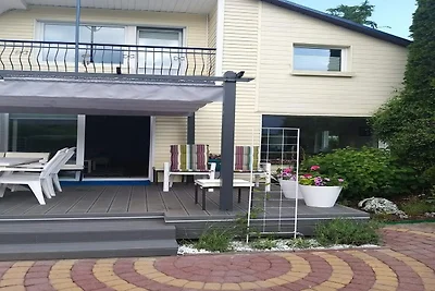 Komfortables Ferienhaus mit privatem Garten