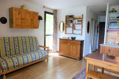 Ferienwohnung in Areches in der Nähe von Gran...