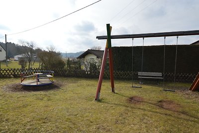 Comfortabel appartement met eigen tuin in een...