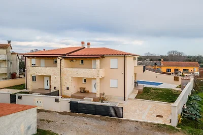 Ferienhaus Fulia mit Pool