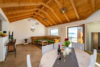 Ferienhaus in Rtina für 4 Gäste