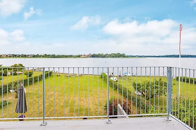 8 Personen Ferienhaus in Præstø