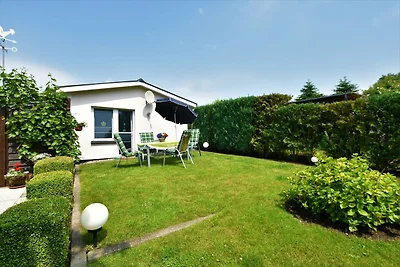 Bungalow in Warnkenhagen mit Garten