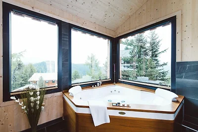 Chalet in Alpen nahe Skipisten mit Jacuzzi