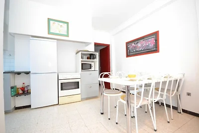 Wohnung mit Pool im Herzen der Weinberge