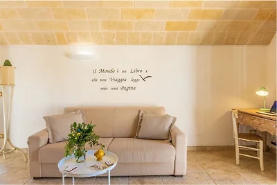 Trullo con piscina per bambini