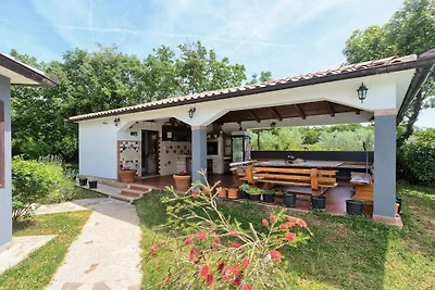 Villa in Valtura mit Schwimmbecken