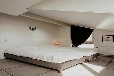 Hausboot im Waterpark mit eigenem Steg