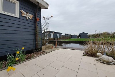 Accogliente chalet a Giethoorn con pontile