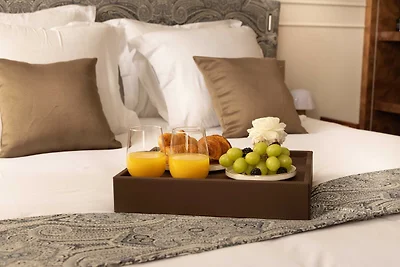 Palais Bourbon Hotel – Zimmer 15 – 2P –...