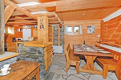 Chalet of character just 150 meters from the ...