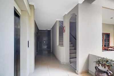Stylish Delux Twin Stay with Free WiFi and...