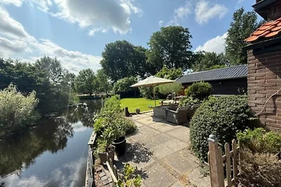 Ferienhaus in Andijk mit Schwimmbecken