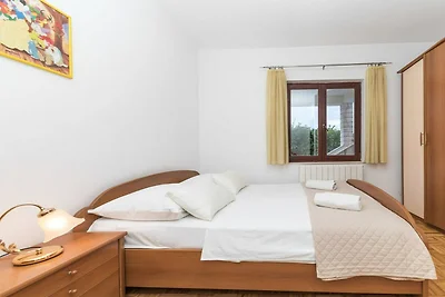 Six Bedroom Holiday Home