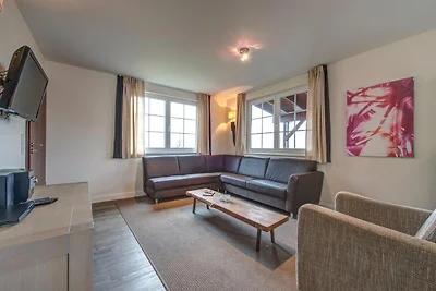 Villa mit Whirlpool, Solarium und Kamin